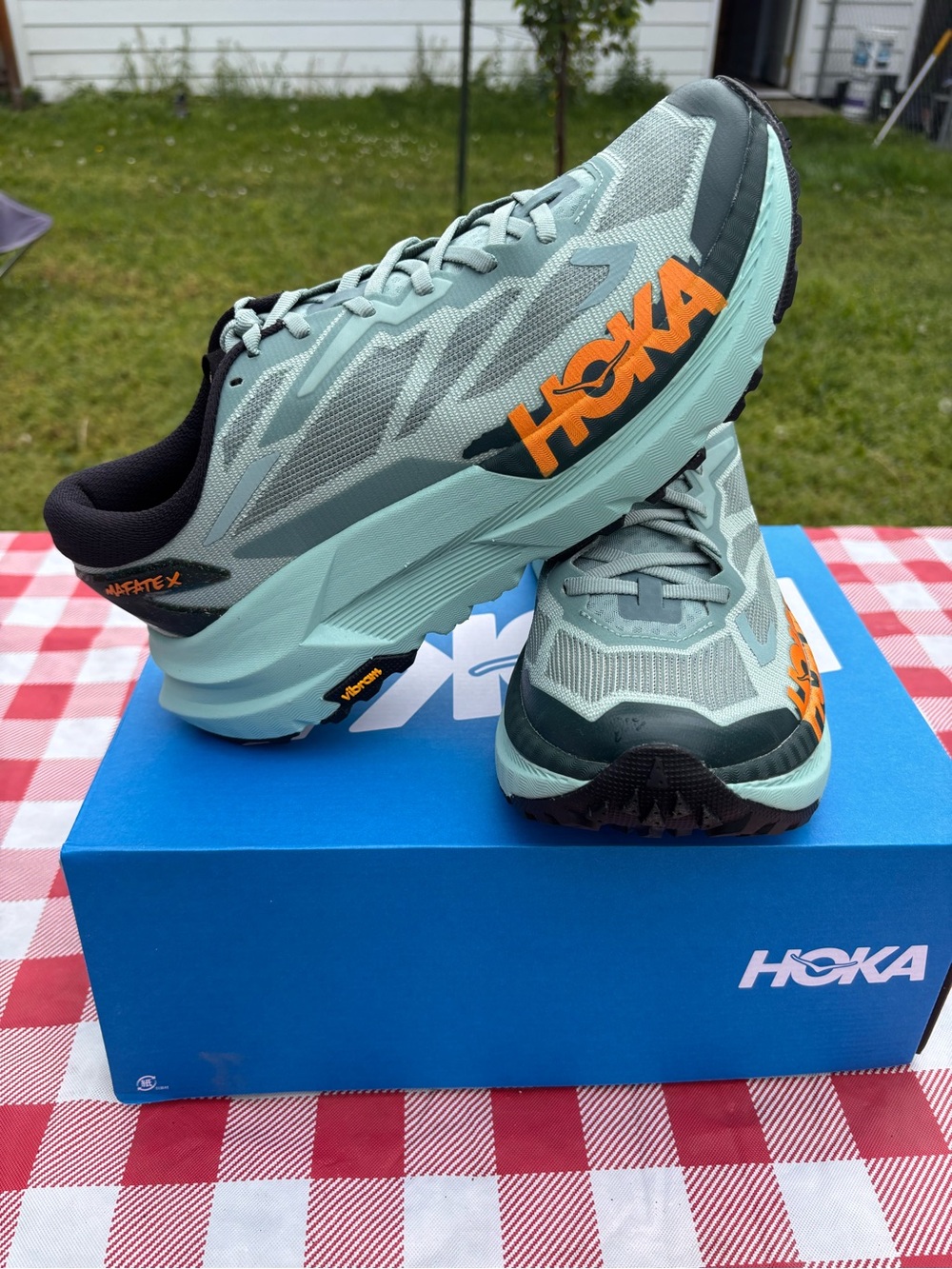 HOKA Mafate Speed
